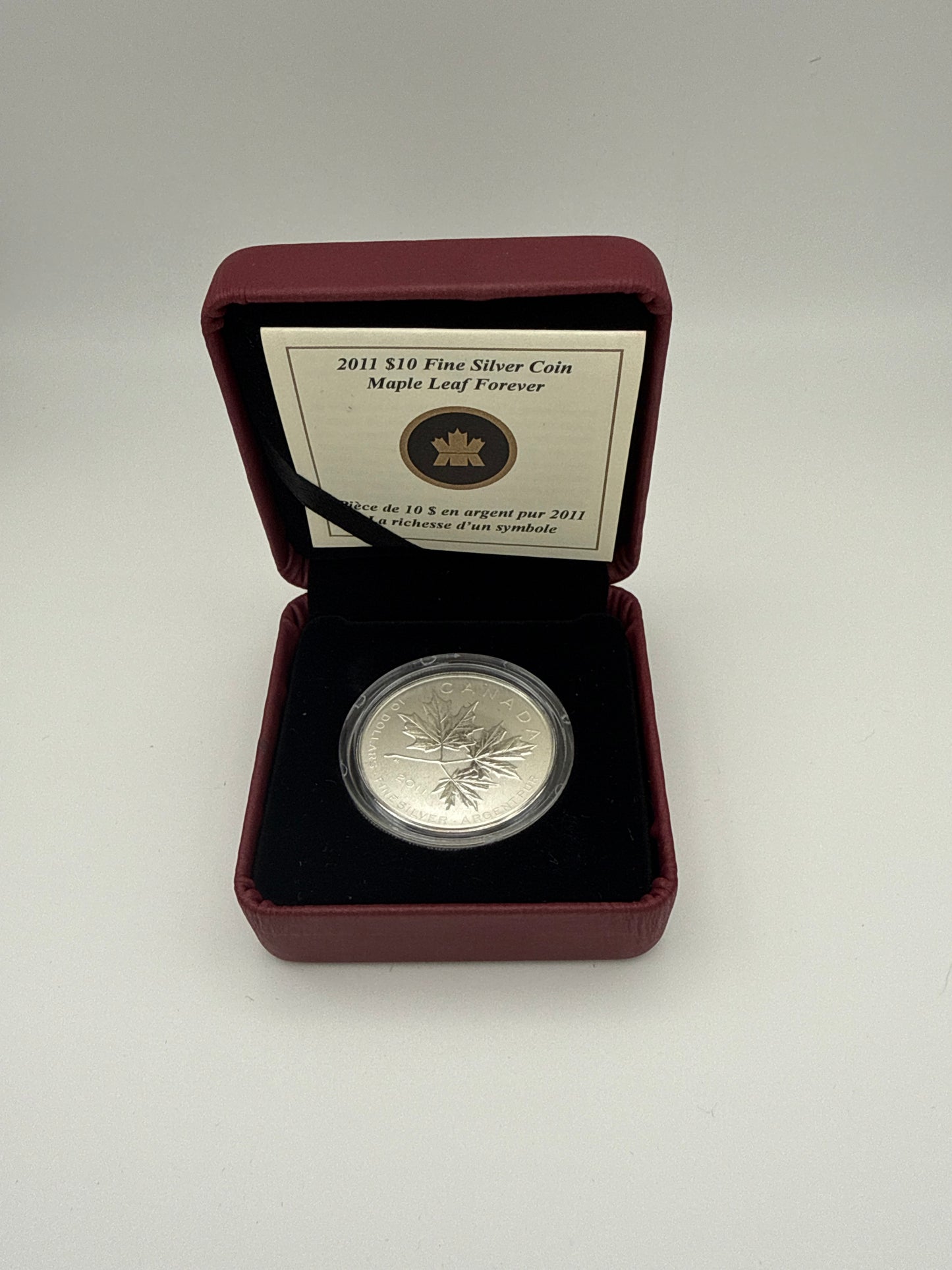 2011 $10 Fine Silver Coin - Maple Leaf Forever